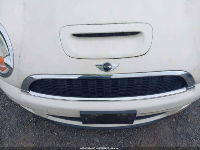 2010 MINI COOPER S CLUBMAN WMWMM3C5XATP75868 Photo 5