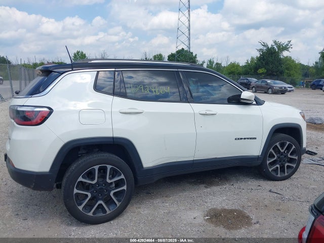 Jeep Compass 2018 3C4NJDCBXJT401731 Image 13