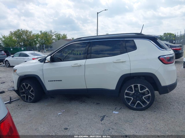 Jeep Compass 2018 3C4NJDCBXJT401731 Image 14