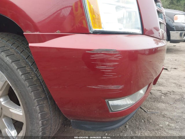 2011 CADILLAC ESCALADE ESV 1GYS4JEF6BR196471 Photo 5