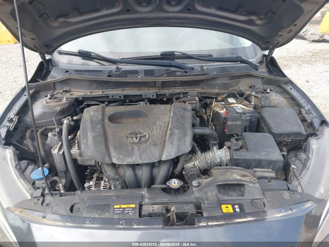 3MYDLBZV0GY101768 Scion p5v