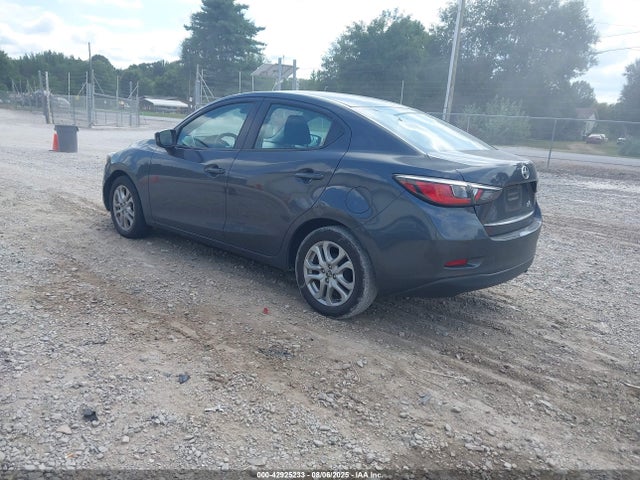 3MYDLBZV0GY101768 Scion p5v