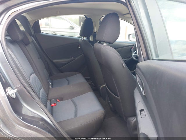 3MYDLBZV0GY101768 Scion p5v