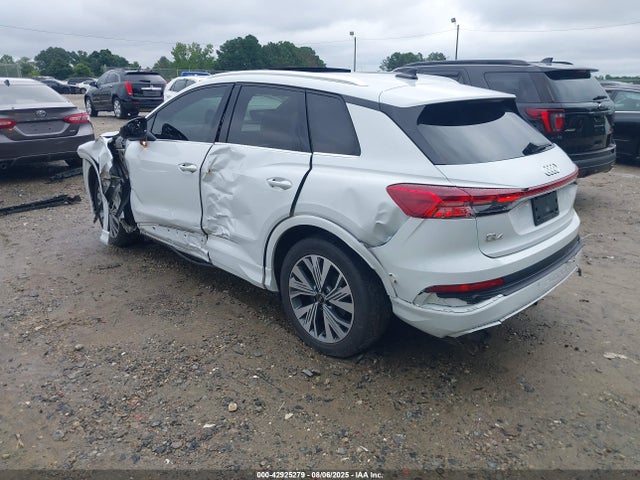 2023 AUDI Q4 E-TRON WA1BCBFZ4PP012097 Photo 2