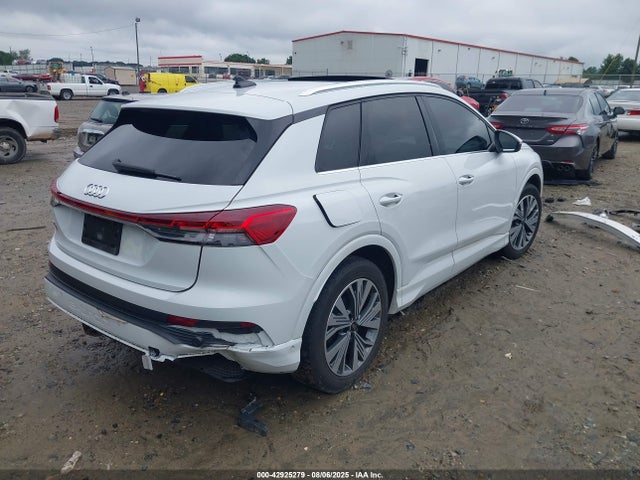 2023 AUDI Q4 E-TRON WA1BCBFZ4PP012097 Photo 3