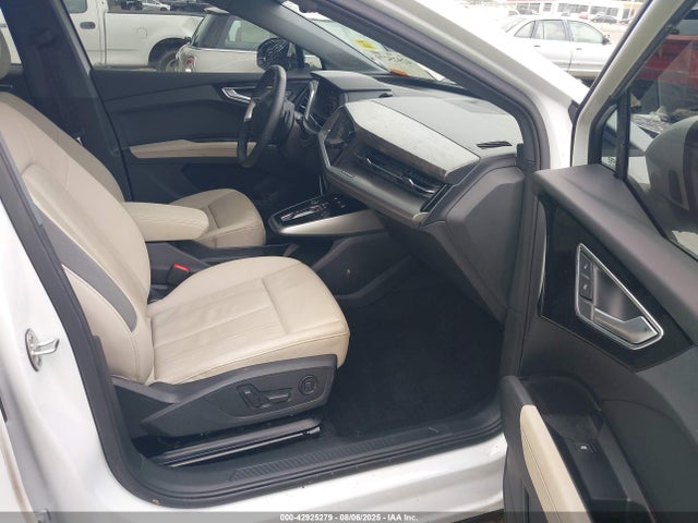 2023 AUDI Q4 E-TRON WA1BCBFZ4PP012097 Photo 4