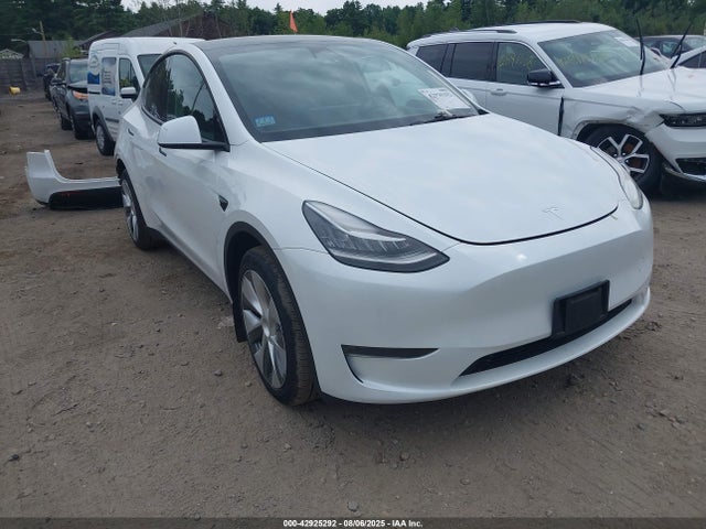 2023 TESLA MODEL Y 7SAYGDEEXPA041595 Photo 0