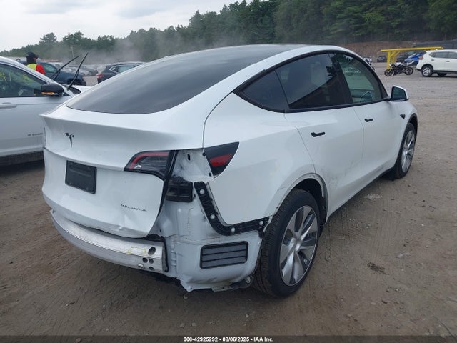 2023 TESLA MODEL Y 7SAYGDEEXPA041595 Photo 3