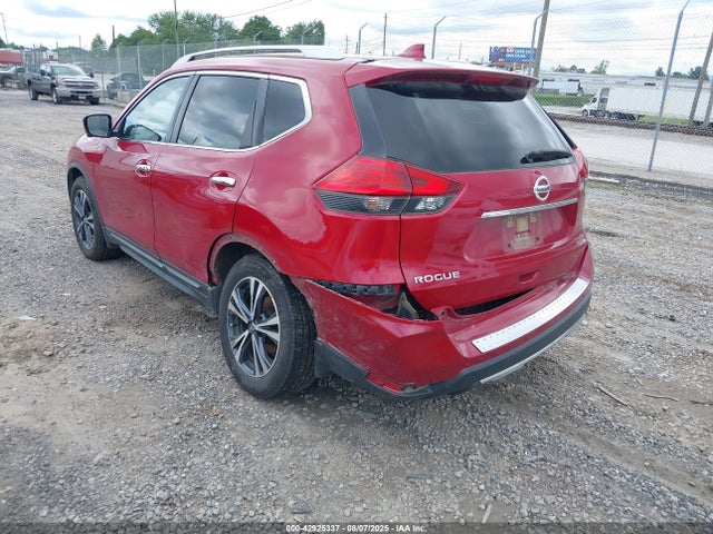 JN8AT2MV0HW003300 Nissan Rogue