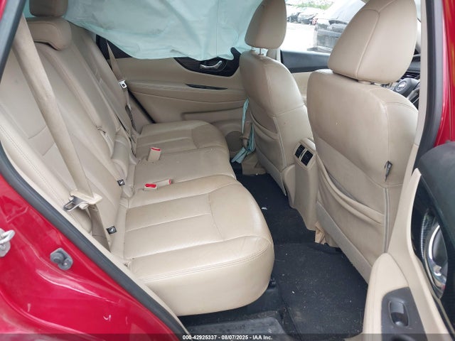 JN8AT2MV0HW003300 Nissan Rogue