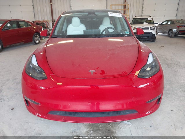 7SAYGDEEXPF847777 Tesla Model Y