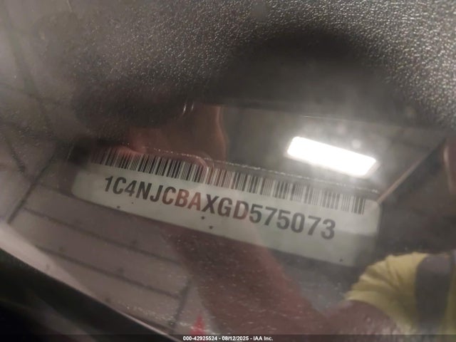 Jeep 2016 2016 1C4NJCBAXGD575073 Image 9