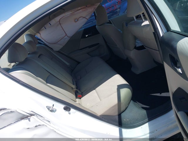 1HGCR2F34FA275195 Honda k24w1