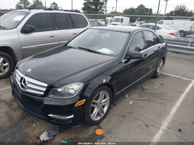42925613 :رقم المزاد ، WDDGF4HB6DA850053 vin ، 2013 Mercedes-benz C 250 مزاد بيع