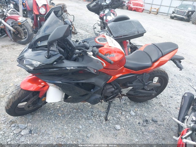 Kawasaki Ninja 650 2017 JKAEXEJ12HDA00296 Image 13