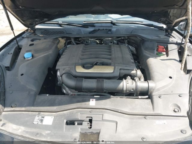 2016 PORSCHE CAYENNE WP1AA2A2XGLA08109 Photo 9