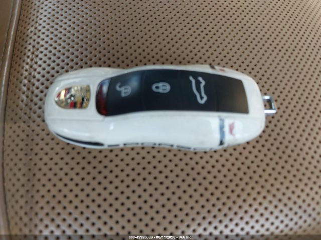 2016 PORSCHE CAYENNE WP1AA2A2XGLA08109 Photo 10