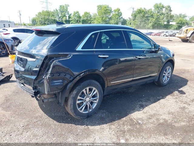 2022 CADILLAC XT5 1GYKNDRS9NZ135531 Photo 3