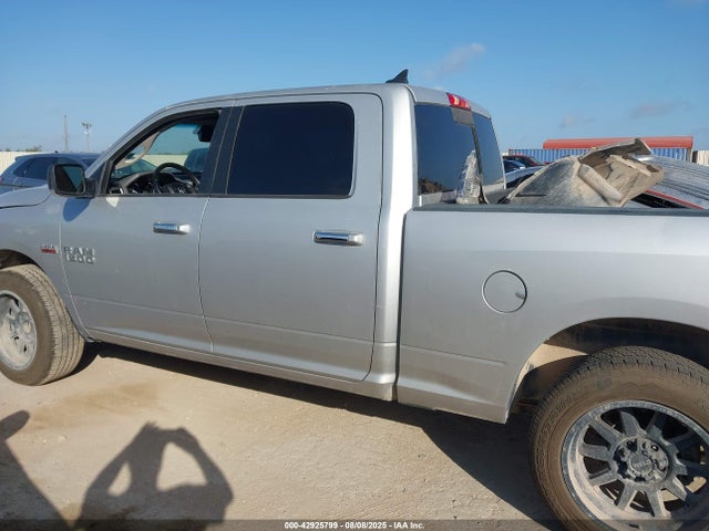 RAM 1500 2018 1C6RR6TT6JS168129 Image 15