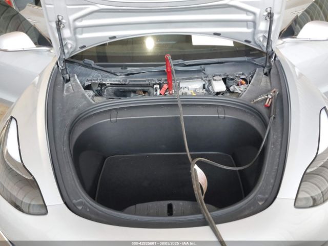 2018 TESLA MODEL 3 5YJ3E1EB0JF069157 Photo 9