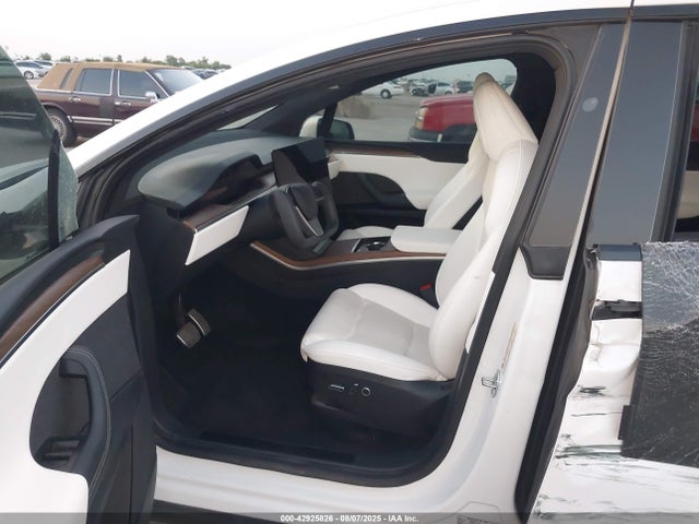 2022 TESLA MODEL X 7SAXCAE59NF358614 Photo 4