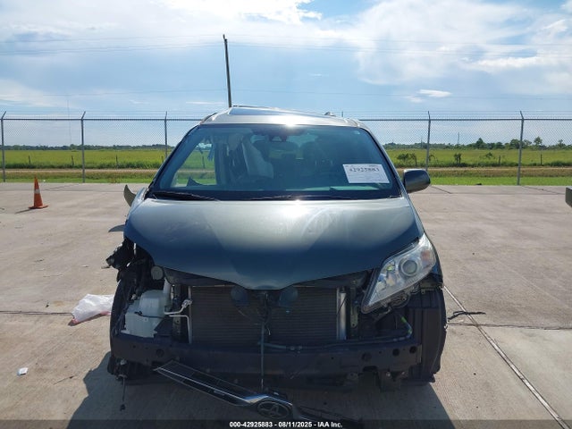 5TDYZ3DC1KS008414 Toyota 2gr-fks