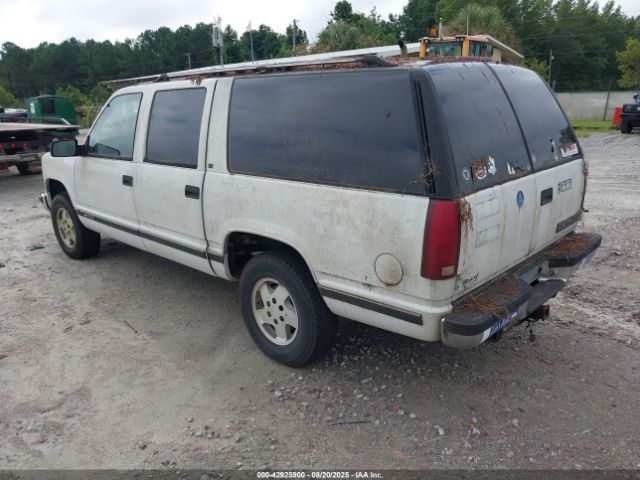1995 CHEVROLET SUBURBAN 1GNFK16K3SJ456758 Photo 2