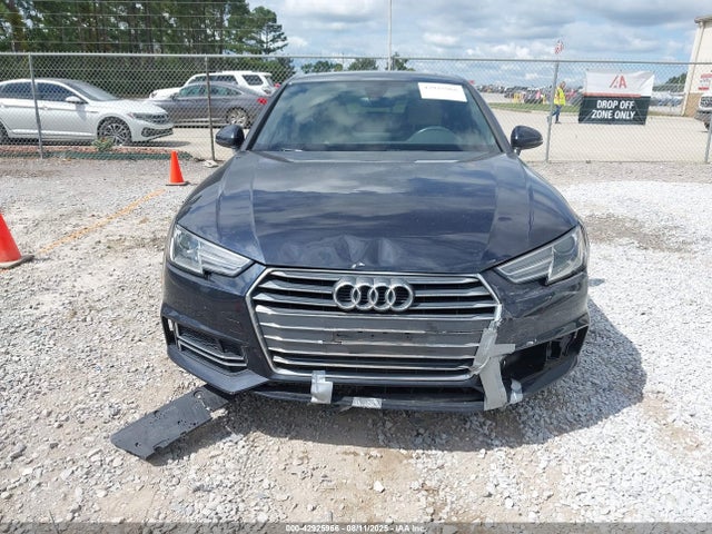WAUKMAF43HN056104 Audi A4