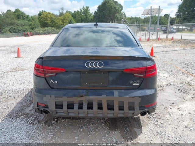 WAUKMAF43HN056104 Audi A4