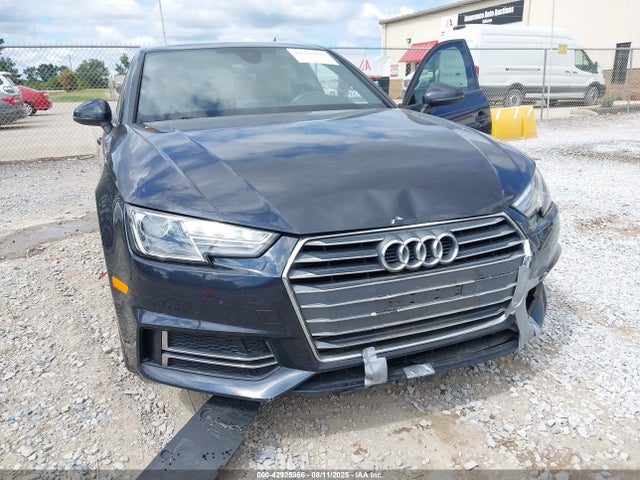 WAUKMAF43HN056104 Audi A4