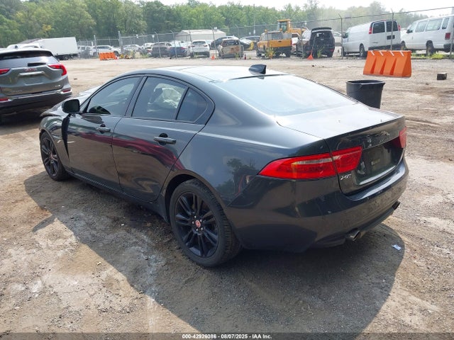 2017 JAGUAR XE SAJAE4BG4HA948562 Photo 2
