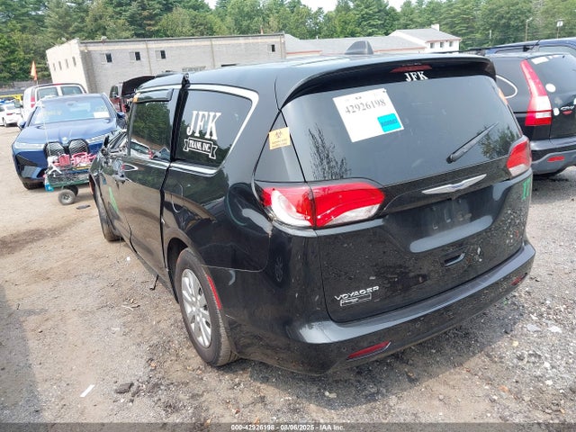 Chrysler Voyager 2020 2C4RC1AG0LR217106 Image 3