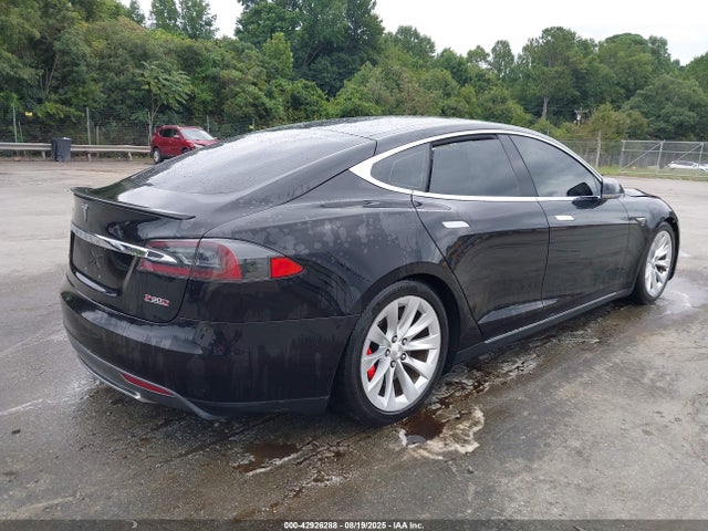 2016 TESLA MODEL S 5YJSA1E40GF136499 Photo 3