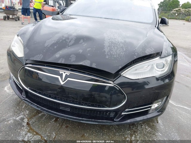2016 TESLA MODEL S 5YJSA1E40GF136499 Photo 5