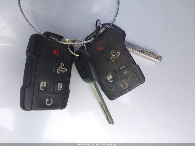 1GCPYCEHXMZ310388 Chevrolet lv3