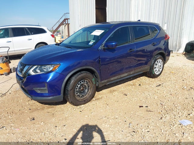 Nissan 2017 2017 5N1AT2MT6HC786484 Image 2