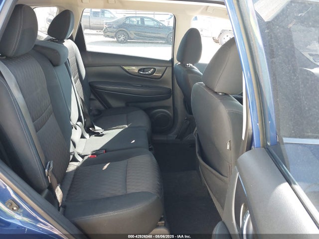 Nissan 2017 2017 5N1AT2MT6HC786484 Image 8