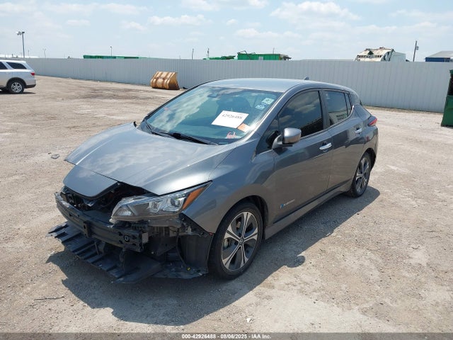 Nissan Leaf 2019 1N4AZ1CP1KC312585 Image 2