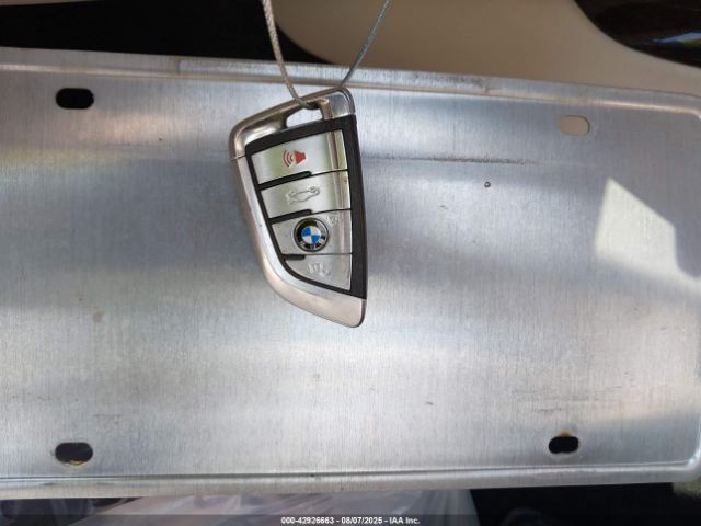 2016 BMW X5 5UXKR2C57G0R69305 Photo 10