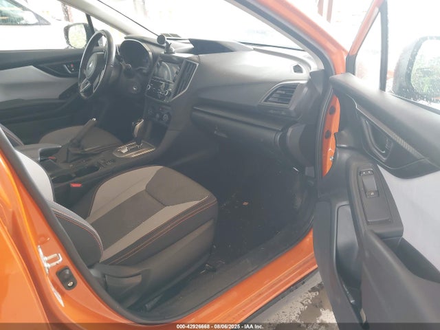 Subaru naturally aspirated 2018 JF2GTABC4JH307579 Image 5
