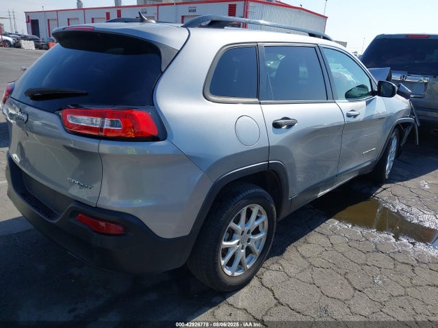 1C4PJLAB4GW189966 Jeep Cherokee