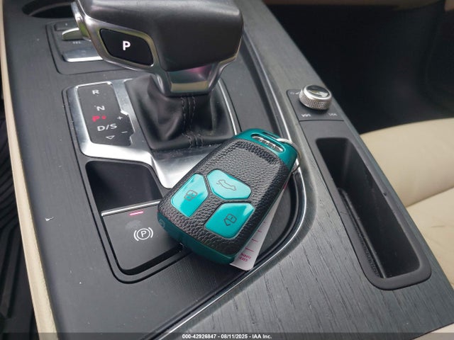 2017 AUDI A4 WAUFNAF45HA083200 Photo 10