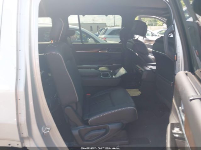 2023 JEEP GRAND WAGONEER 1C4SJVFP5PS503979 Photo 7