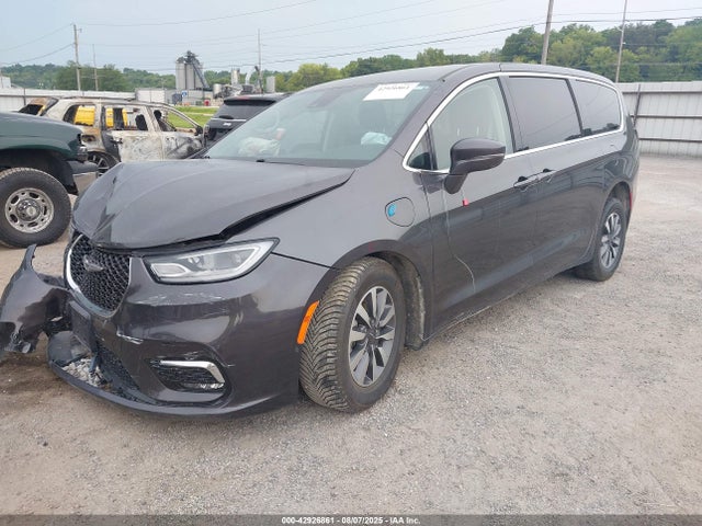 Chrysler Pacifica 2022 2C4RC1L79NR121569 Image 2