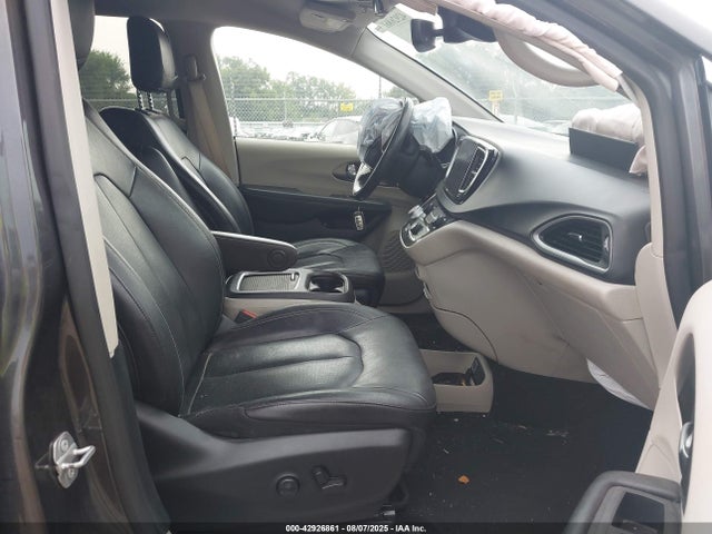 Chrysler Pacifica 2022 2C4RC1L79NR121569 Image 5