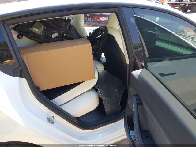 2021 TESLA MODEL 3 5YJ3E1EAXMF083269 Photo 7