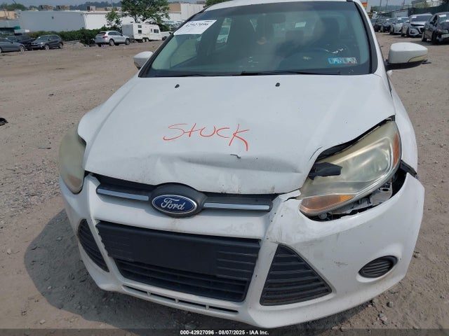 Ford Focus 2014 1FADP3F25EL344443 Image 6