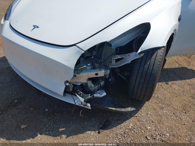 2023 TESLA MODEL Y 7SAYGAEE5PF708297 Photo 5