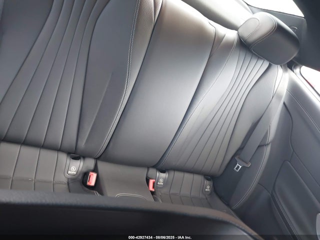 W1K1J5JB7PF201745 Mercedes-Benz m256