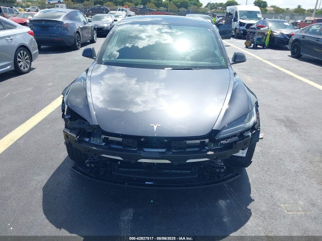 5YJ3E1EA1SF026410 Tesla MODEL 3